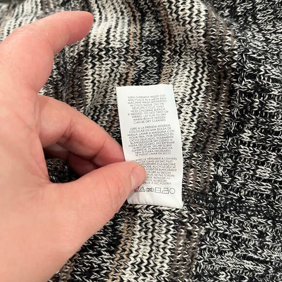 CAbi #4097 Gray Brown White Open Front Fringe Plaid Cardigan Sweater Sz Large - Picture 8 of 8